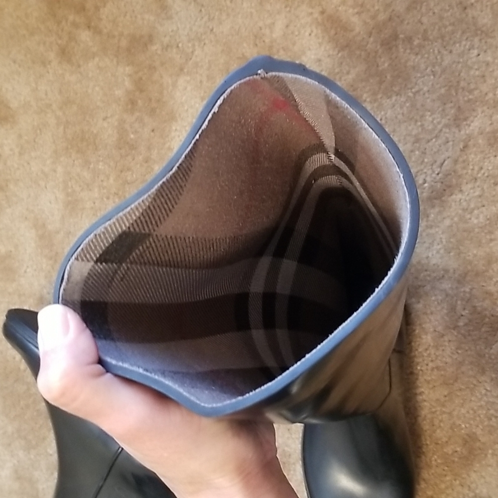 Burberry Rain Boots - Picture 2 of 16